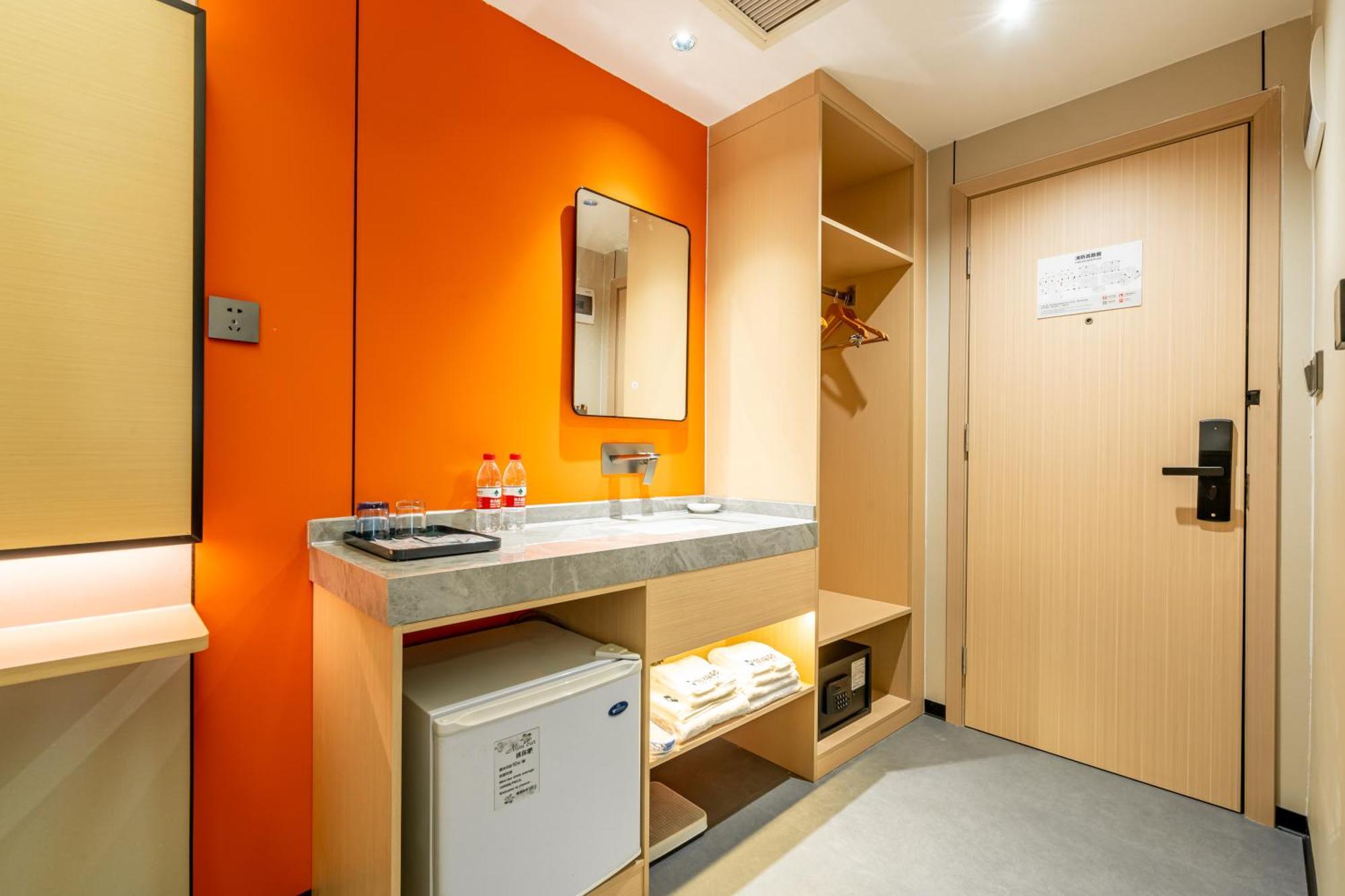 Waifiden Hotel -Former Tokai Hotel - Xiaobei Metro Station - During The Canton Fair, There Will Be Shuttle Buses For Transportation Back And Forth Εξωτερικό φωτογραφία